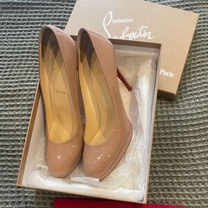 Christian Louboutin pumps - 100mm - Round Toe - Nude - Size 39
